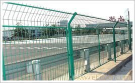 供应厂家直销郴州公路护栏网、铁路护栏网 长胜护栏网_纺织、皮革_世界工厂网中国产品信息库